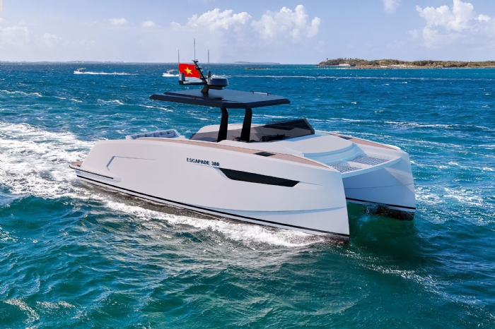 ESCAPADE CAT 388 E